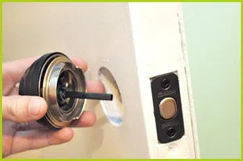Expert Locksmith Services Austin, TX 512-371-4108 - 12-changing-locks