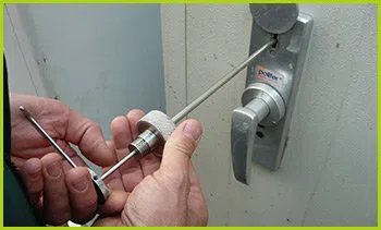 Expert Locksmith Services Austin, TX 512-371-4108 - 15-emergency-locksmiths